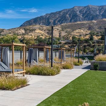 Resort-style amenity deck